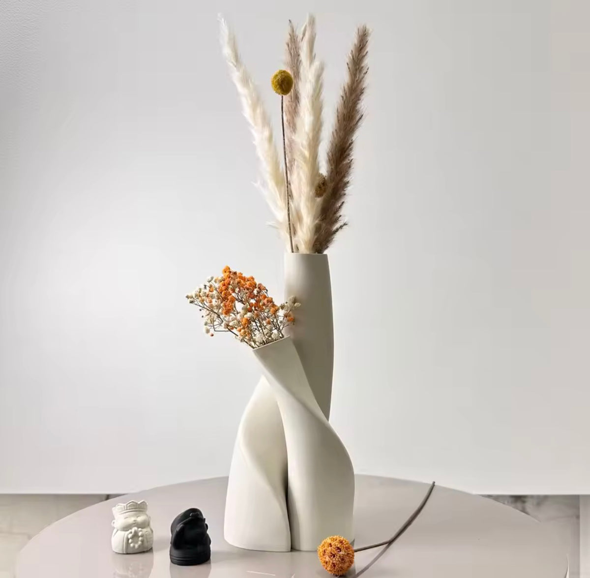 Luna Sculptural Floral Vase